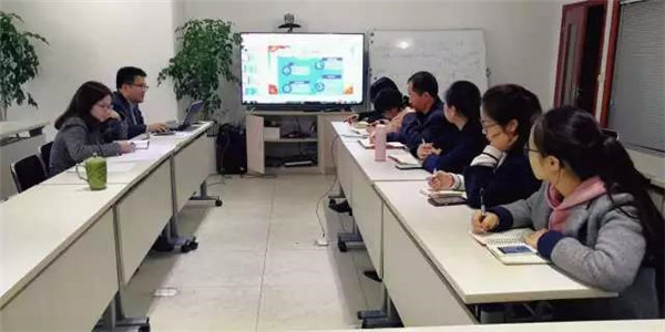 深入學(xué)習(xí)兩會(huì)精神 做好新一屆支委選舉 ——重慶中拓聯(lián)合黨支部召開第一季度支部會(huì)議