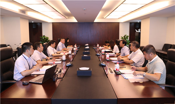 浙江省商貿(mào)業(yè)聯(lián)合會(huì)會(huì)長(zhǎng)隋劍光一行到我司考察交流