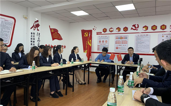 公司黨委副書記、副董事長丁建國一行到重慶中拓成都分公司調(diào)研指導(dǎo)工作