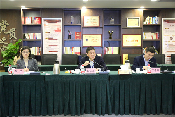 公司舉辦2020年優(yōu)秀校招生座談會