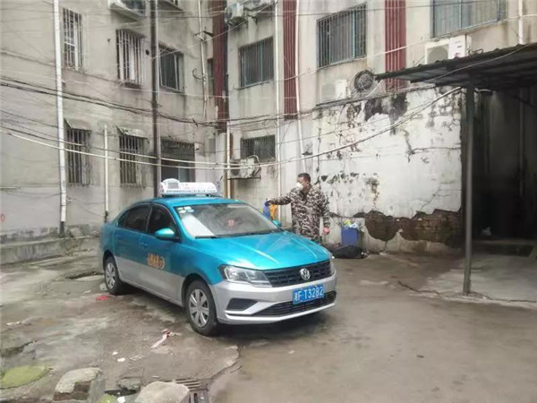 他舍小家、顧大家：疫情當(dāng)前，堅(jiān)守到底！