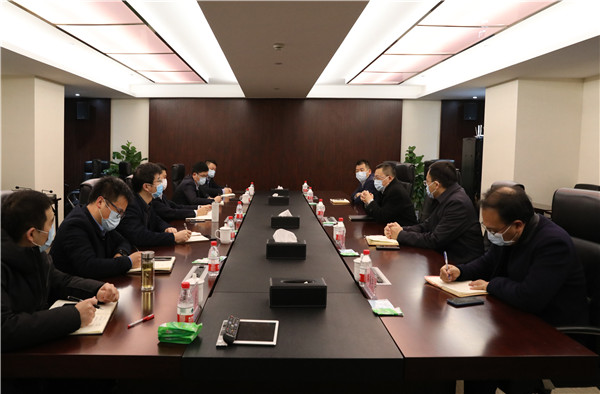 集團公司總經(jīng)理詹小張一行赴公司調(diào)研疫情防控和生產(chǎn)經(jīng)營