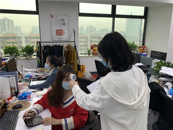 不松勁不停步強化疫情防控監(jiān)督      公司各級紀檢監(jiān)察組織在行動