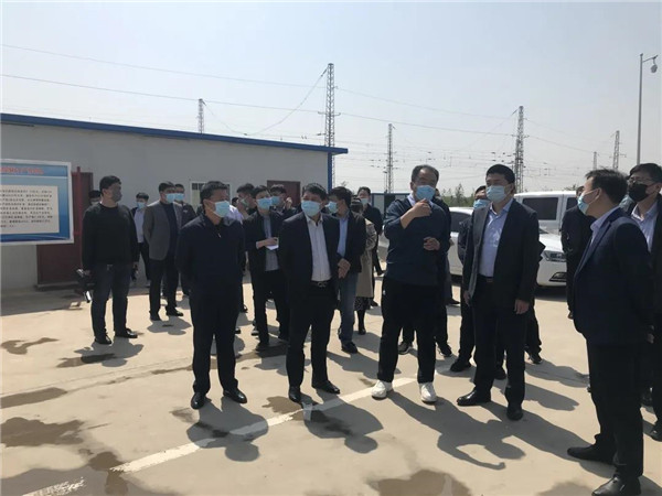 公司董事長袁仁軍一行赴河北、河南拜訪客戶