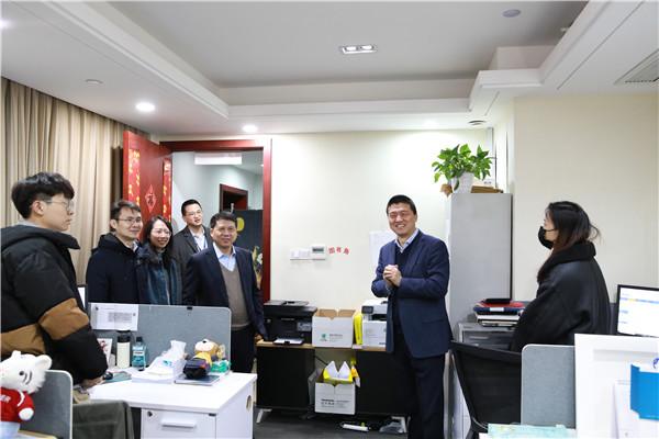 新春開工首日 公司領(lǐng)導(dǎo)班子走訪慰問在杭各單位員工
