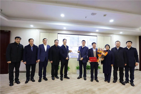 新春開門紅 公司榮獲蕭山區(qū)2021年度“突出貢獻(xiàn)企業(yè)”榮譽(yù)