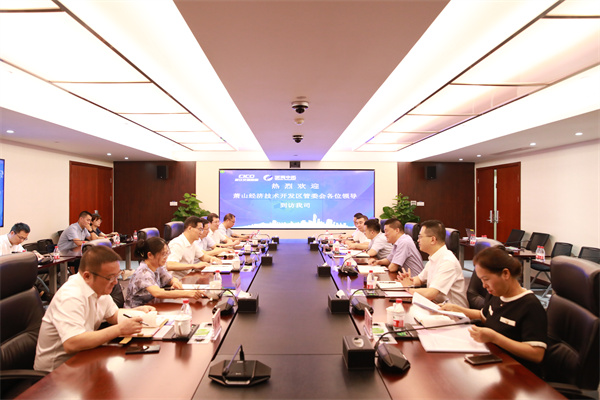 蕭山區(qū)委常委、開發(fā)區(qū)黨工委書記、管委會主任許昌調(diào)研我司