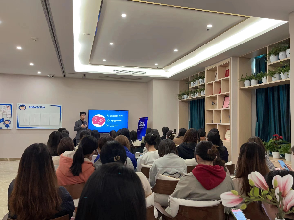 中拓青學(xué)堂 |第14期 “成長(zhǎng)多選題 ” 之“婚姻關(guān)系中的婦女權(quán)益保護(hù)”公益講座順利舉辦