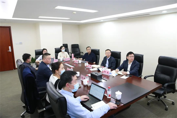 省交通集團(tuán)戰(zhàn)略發(fā)展部總經(jīng)理范燁一行調(diào)研公司新能源板塊發(fā)展