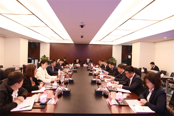 濟(jì)寧能源黨委書記、董事長(zhǎng)張廣宇一行到訪我司