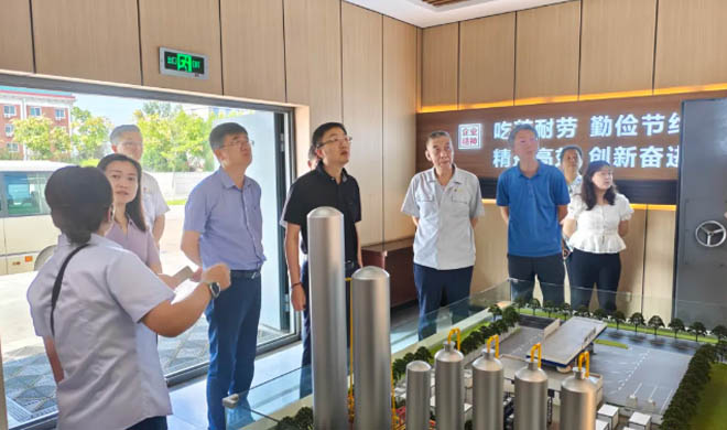 公司副董事長(zhǎng)楊威一行赴山西走訪行業(yè)客戶