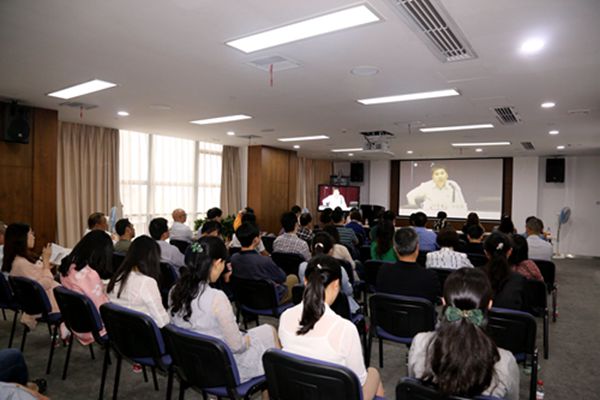 我司組織黨員參加浙江省交通集團"兩學一做"教育活動動員大會和警示教育大會