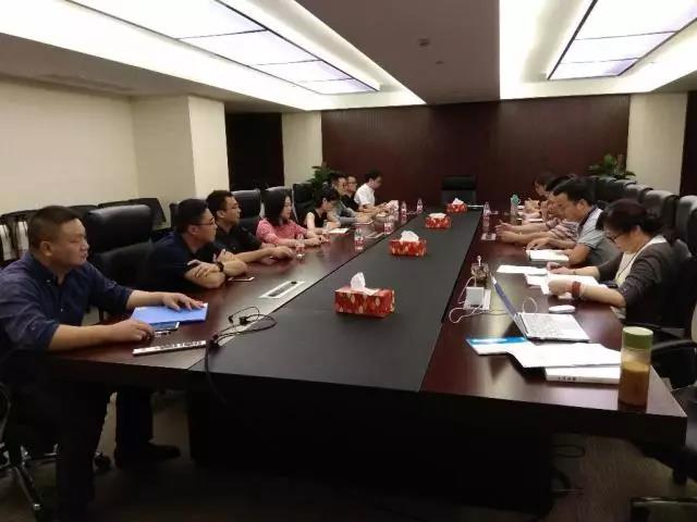 家風(fēng)純正，雨潤萬物 —— 第二黨支部開展“好家風(fēng)、好家訓(xùn)”思想交流會